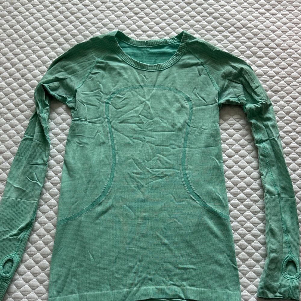 Lululemon Long Sleeve Swiftly Tech